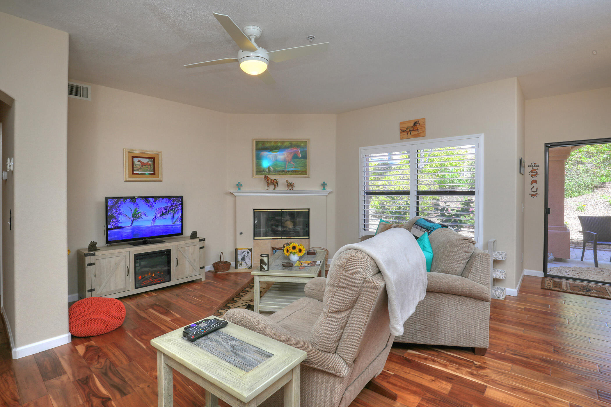 4633 Gerona Way