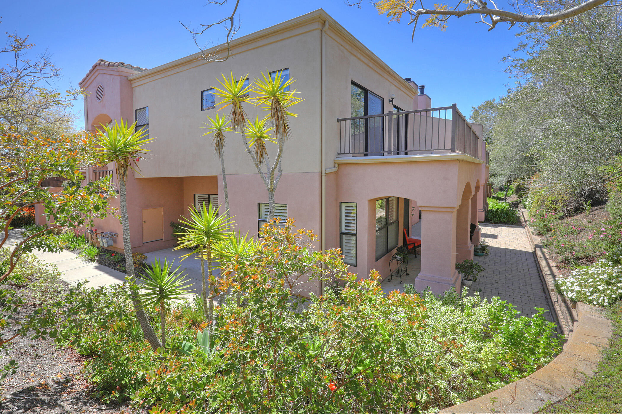4633 Gerona Way