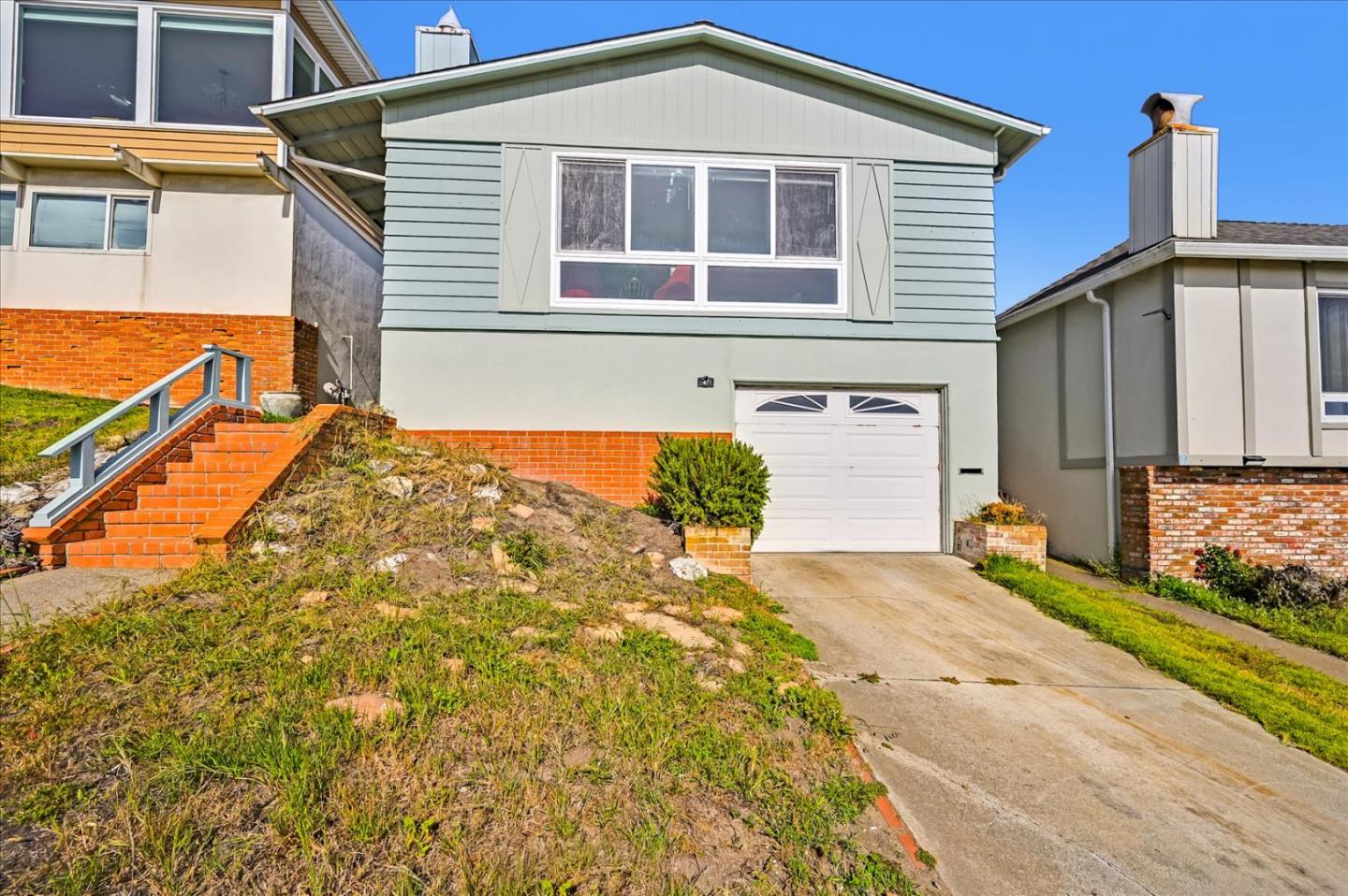 47 Longview DR