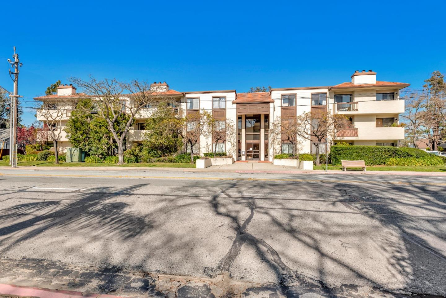 800 N El Camino Real 104