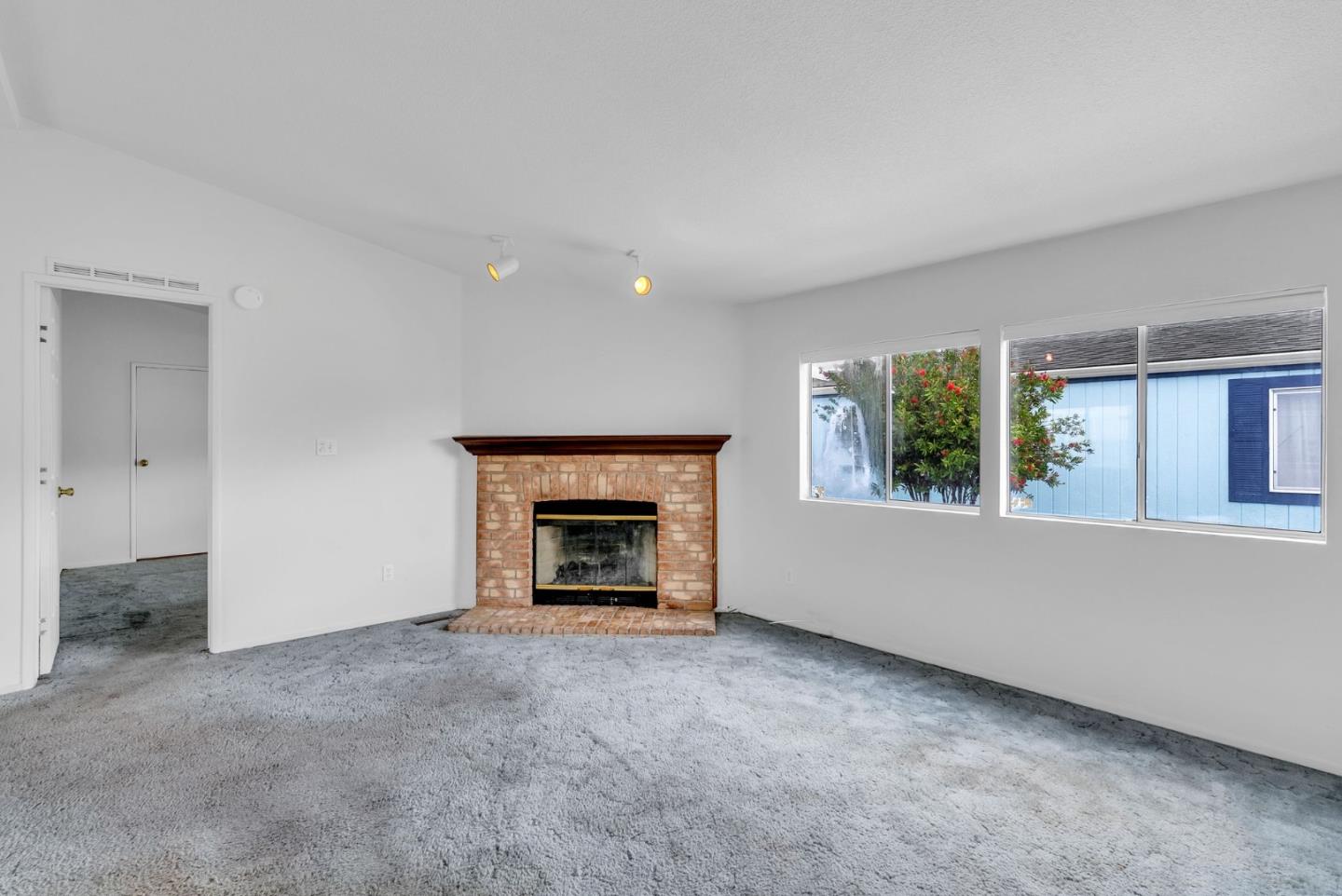 103 Barranca LN 103