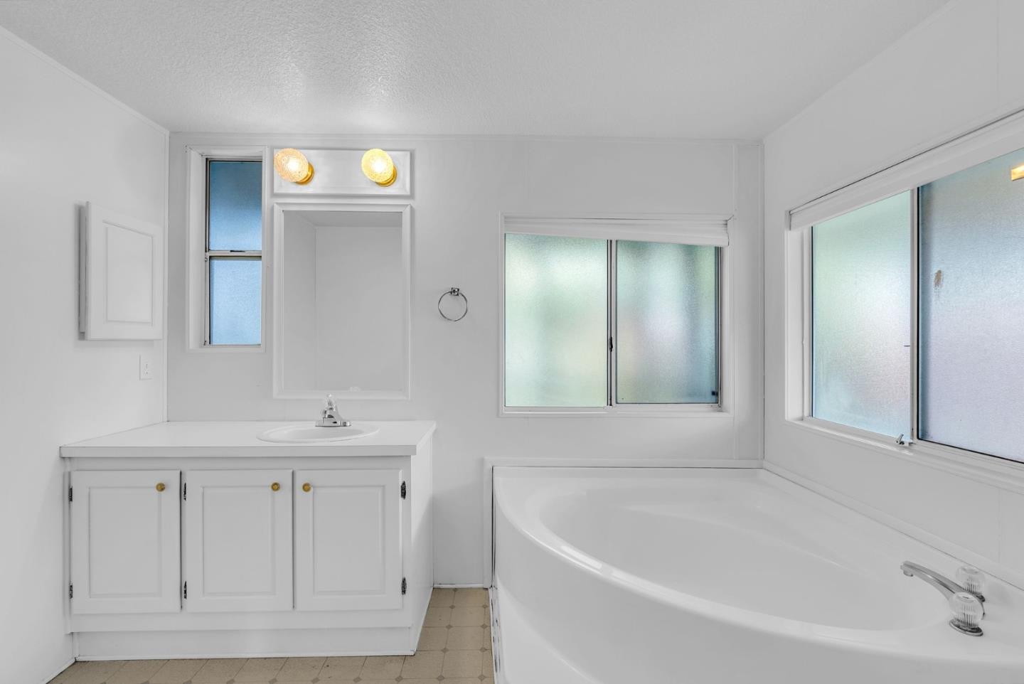 103 Barranca LN 103