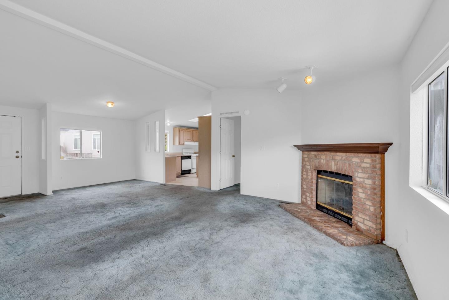 103 Barranca LN 103
