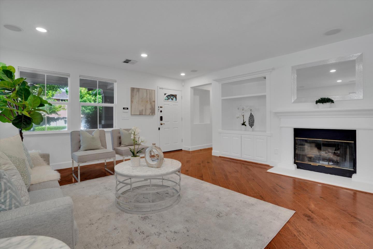 2339 Freed AVE