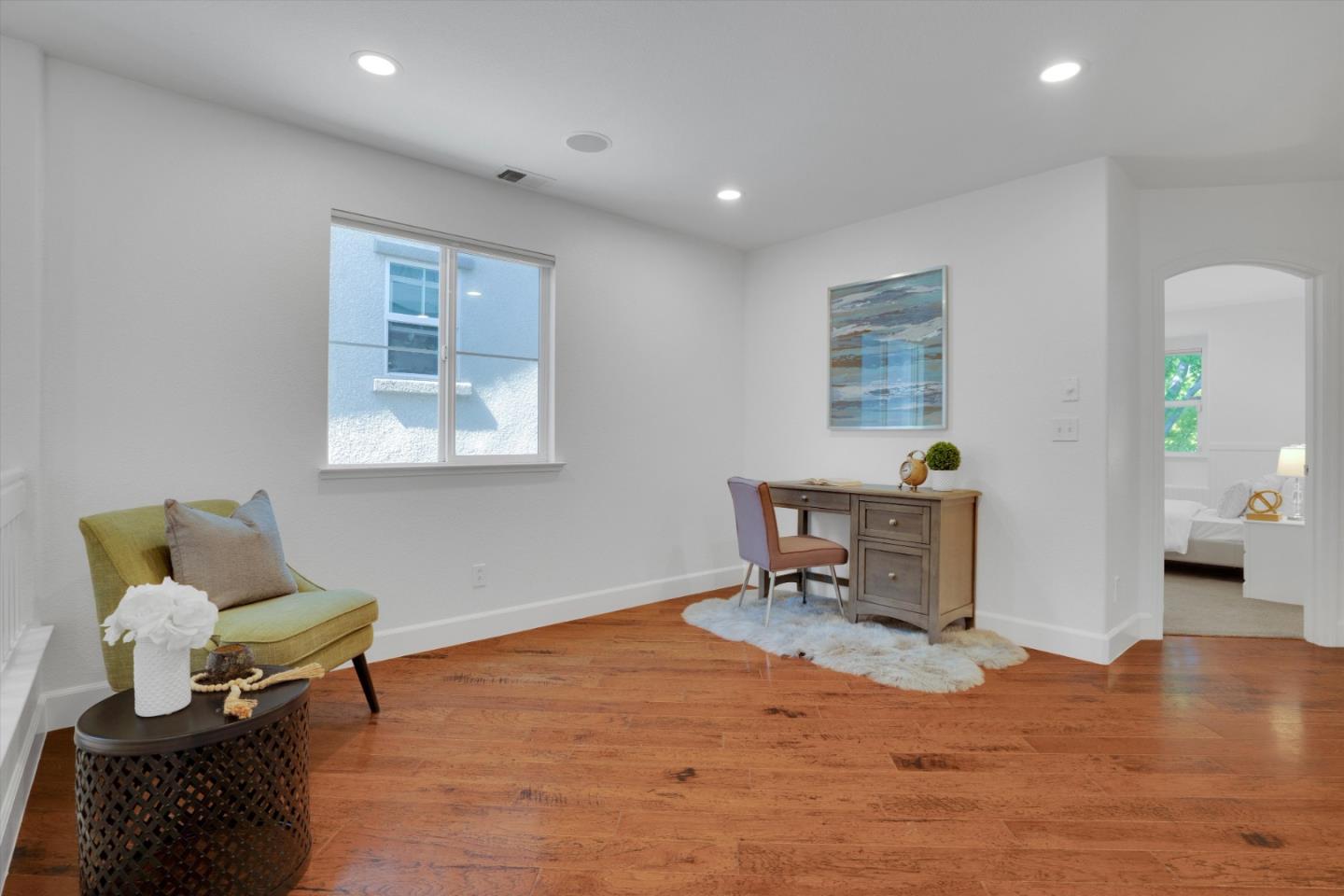 2339 Freed AVE