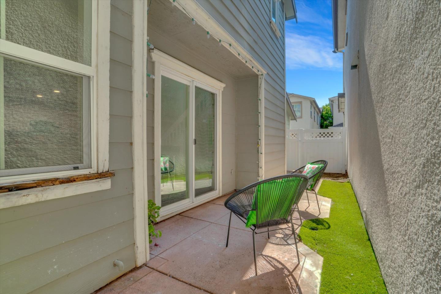 2339 Freed AVE