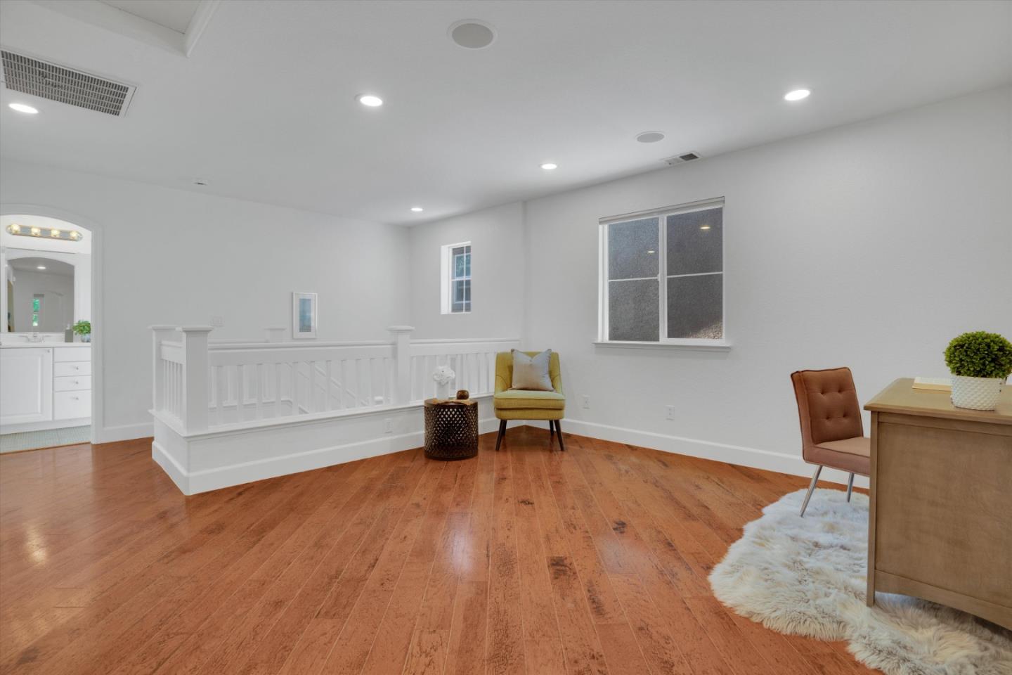 2339 Freed AVE