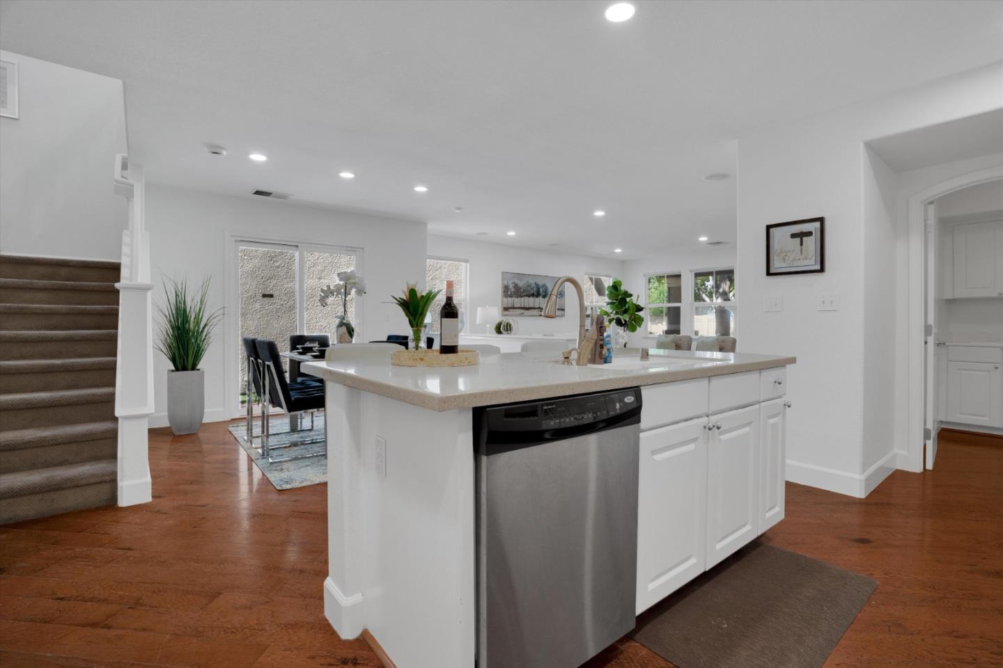 2339 Freed AVE