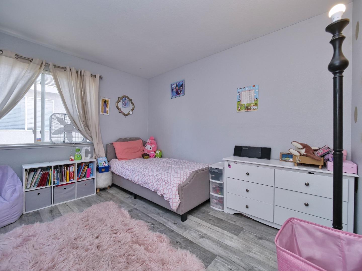 4727 Mustang CT