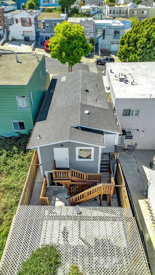 361 Accacia ST