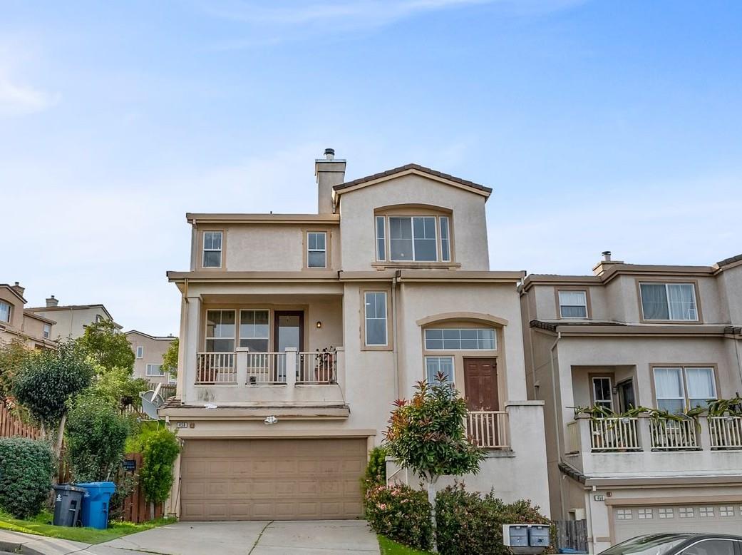 458 Accacia ST