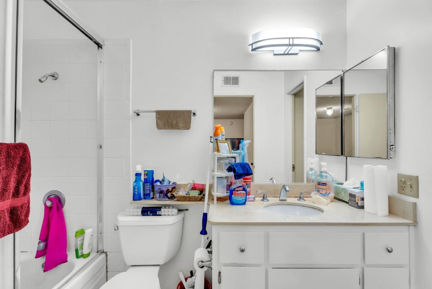 3777 Fairfax WAY