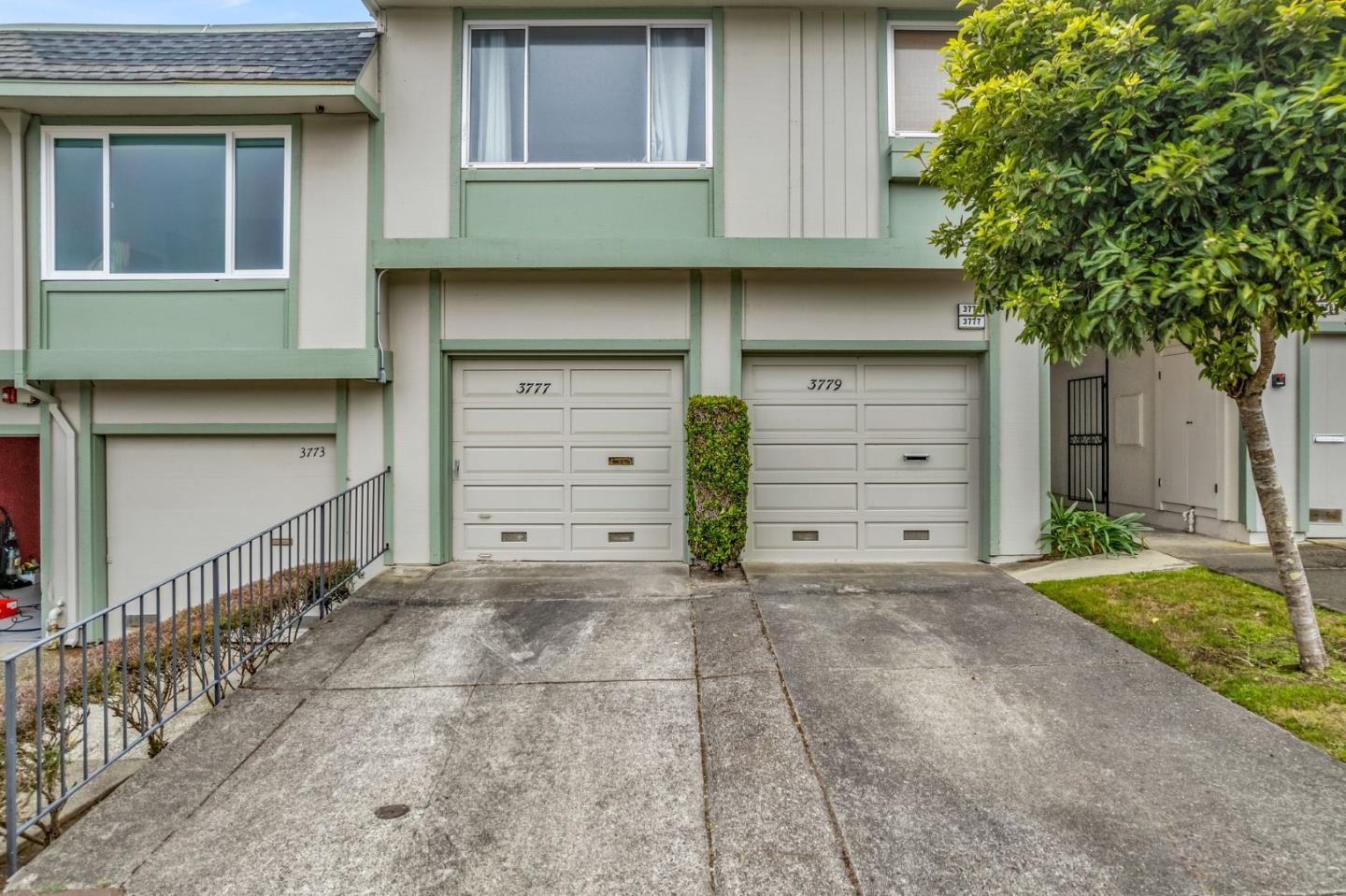 3777 Fairfax WAY