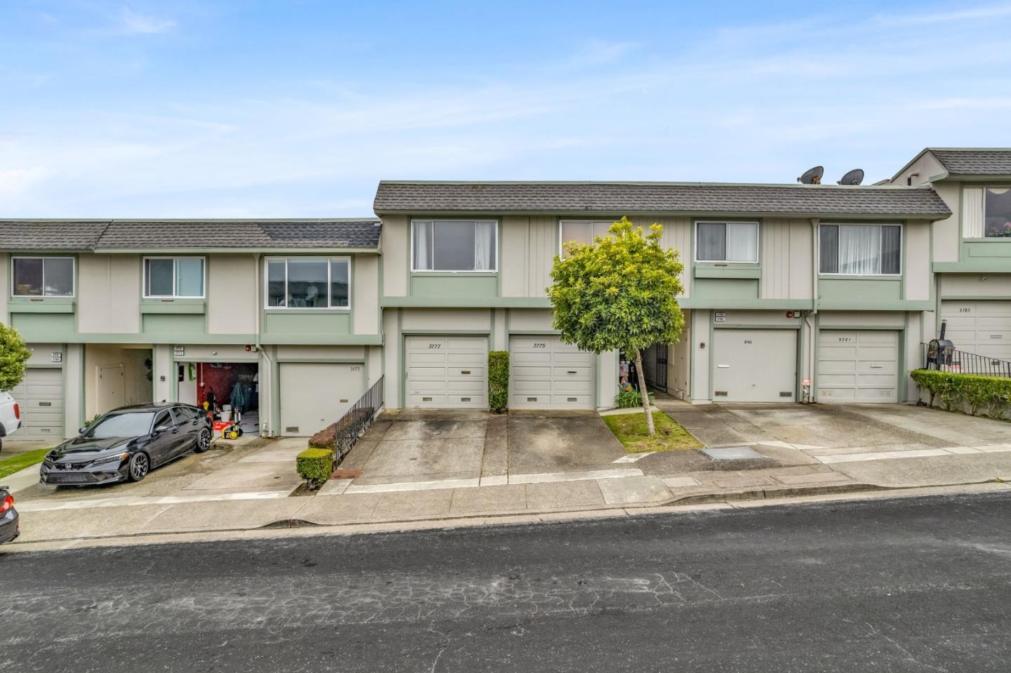 3777 Fairfax WAY