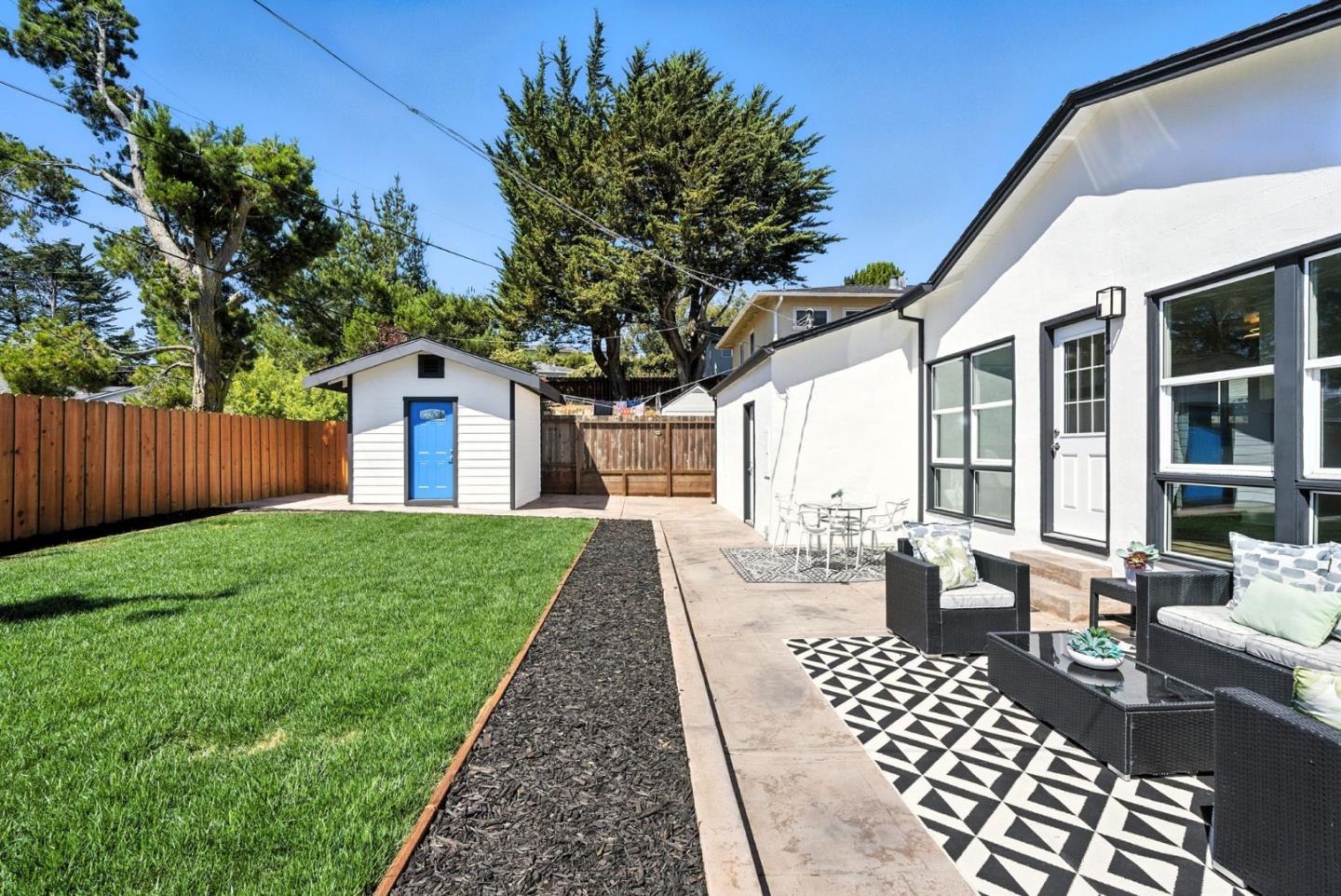 2621 Heather Lane