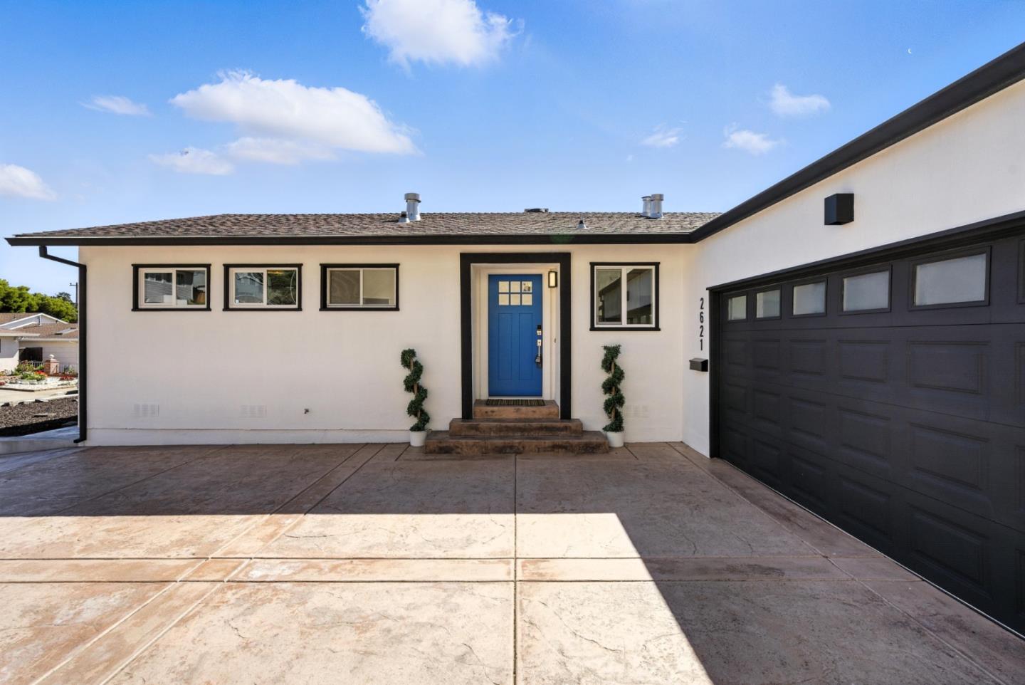 2621 Heather Lane
