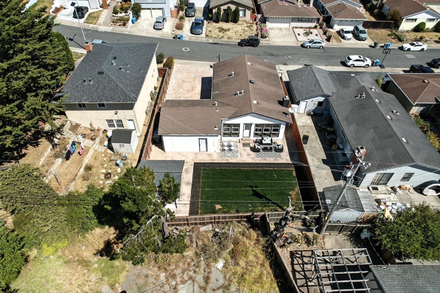 2621 Heather Lane