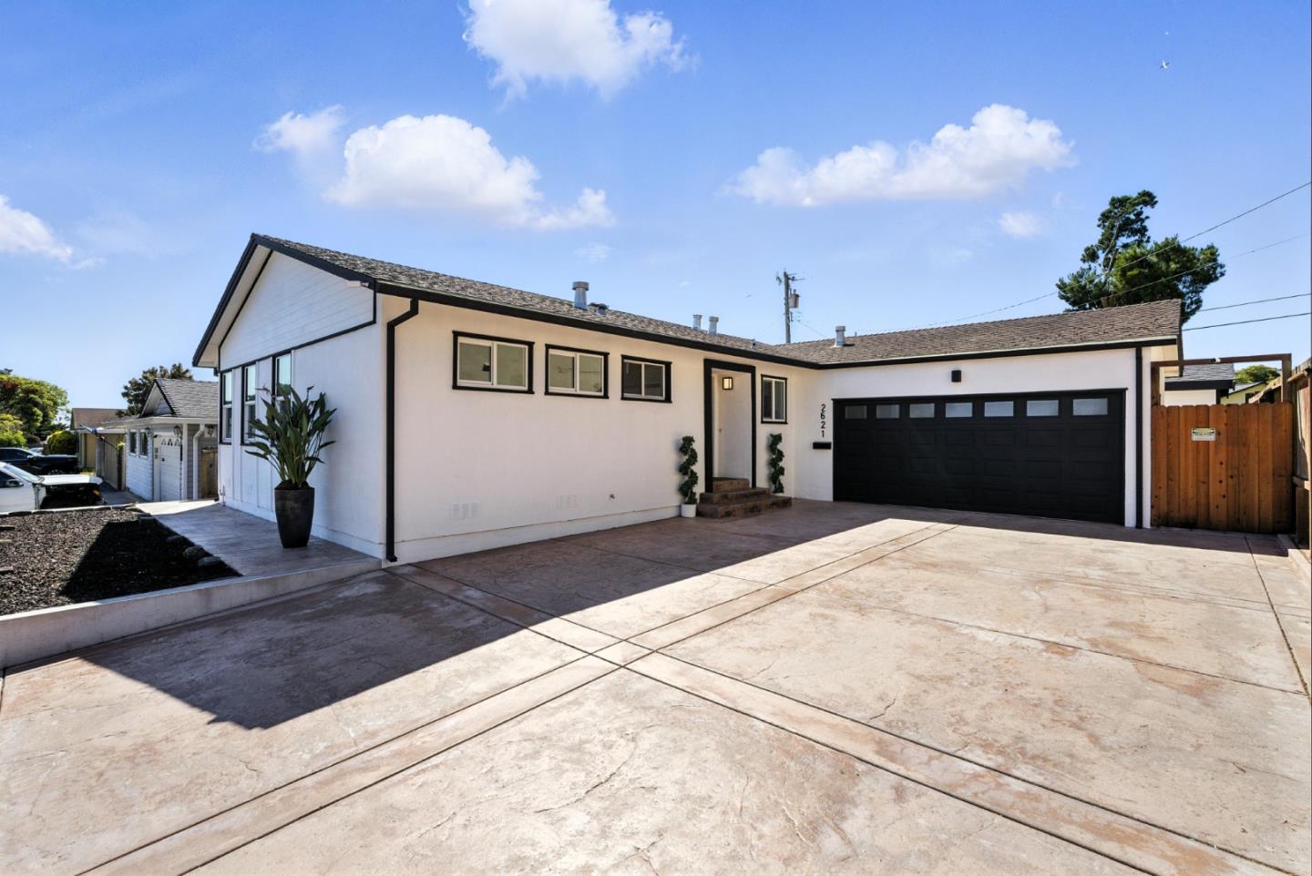 2621 Heather Lane