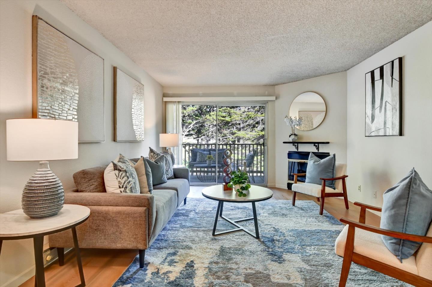 373 Half Moon Lane 306