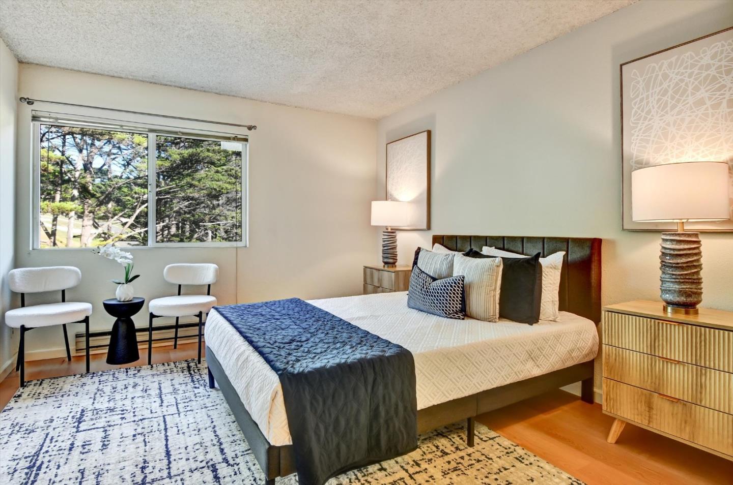 373 Half Moon Lane 306