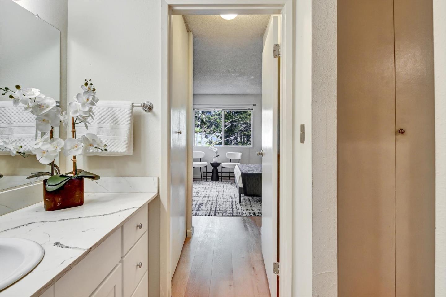373 Half Moon Lane 306
