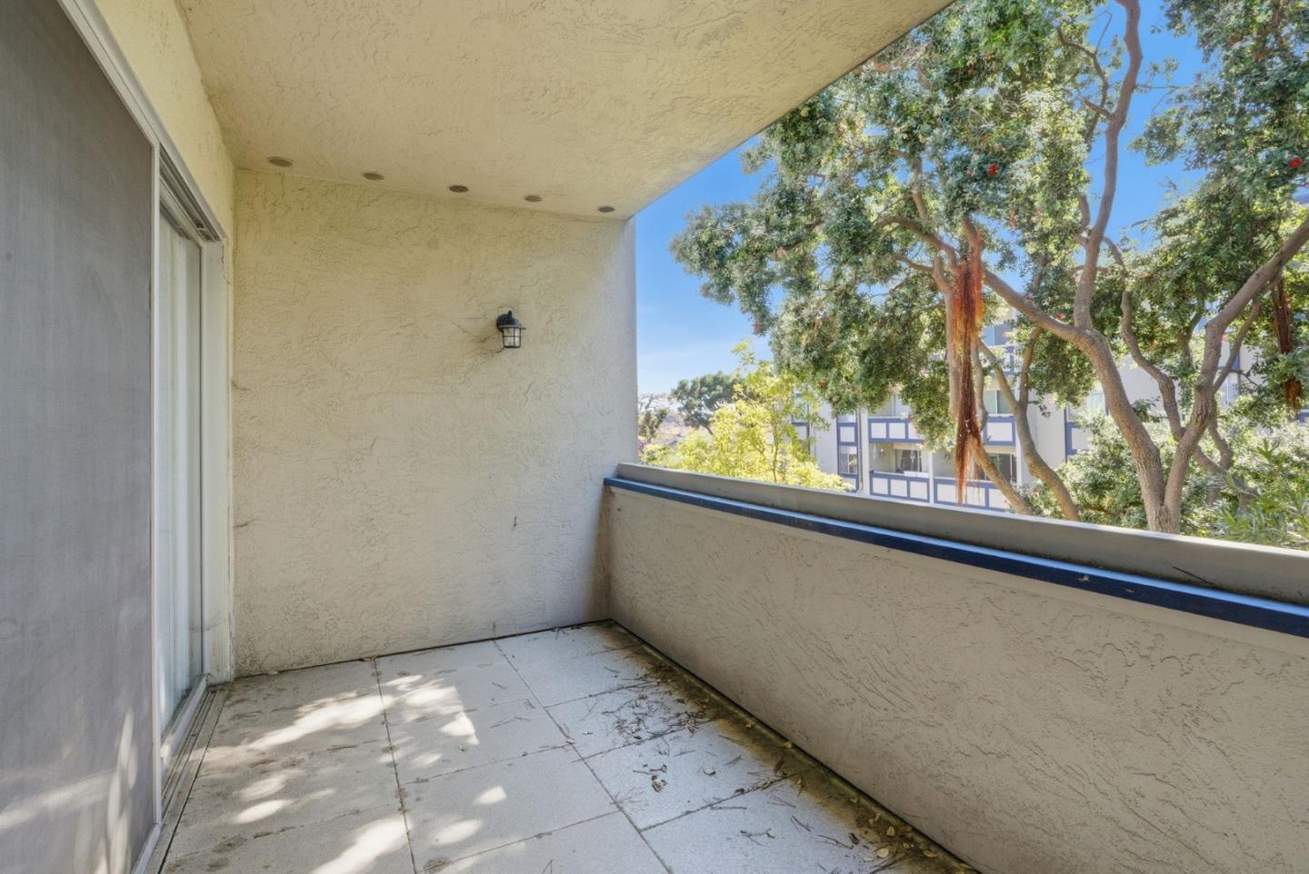 955 Shorepoint Court 200