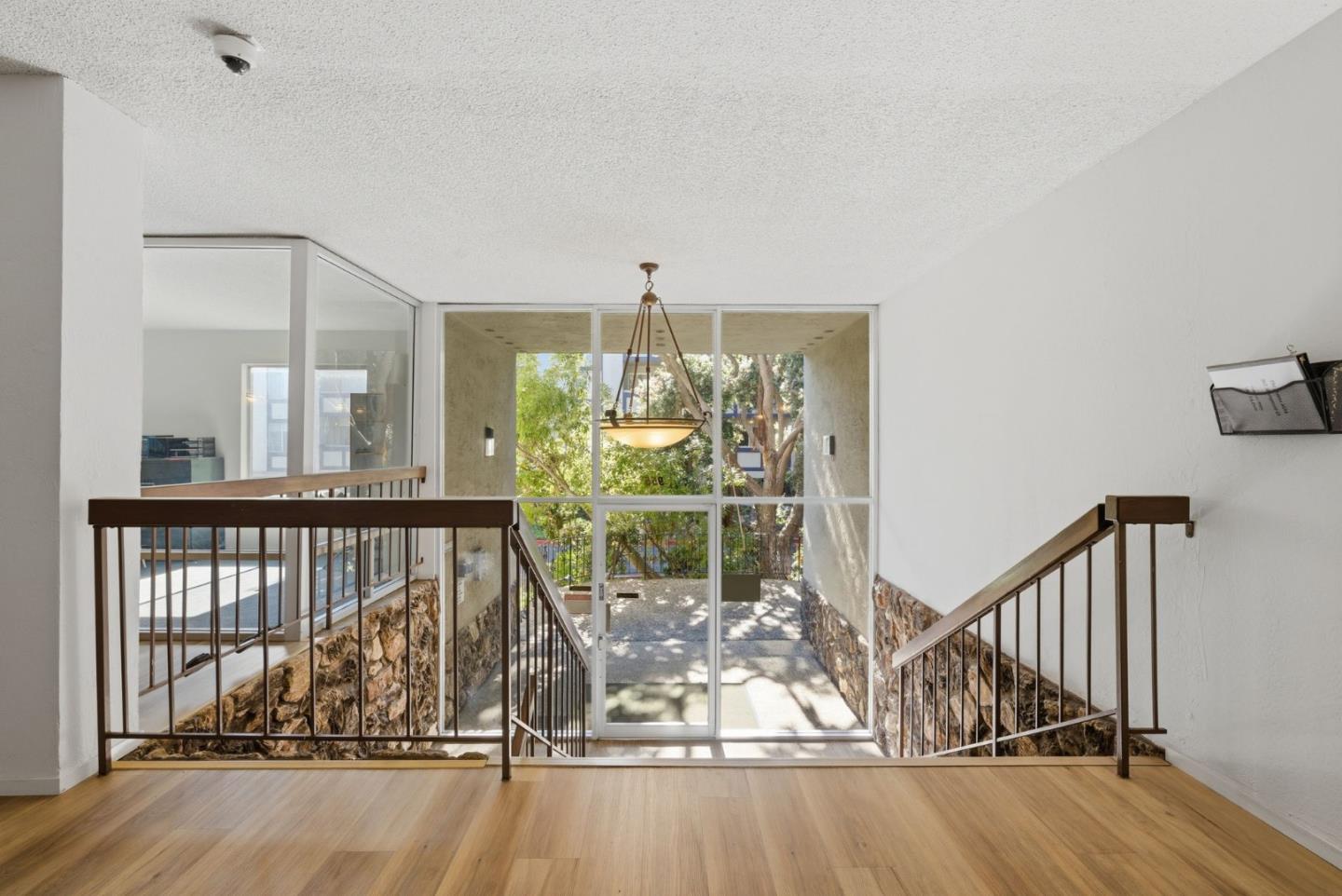 955 Shorepoint Court 200