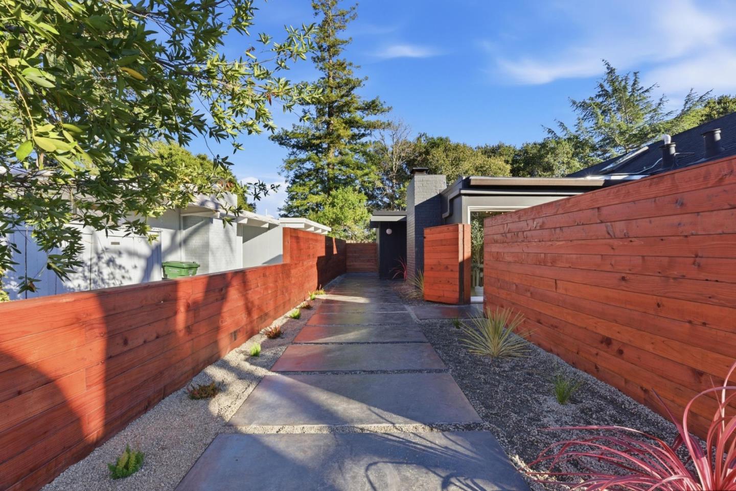 2212 Juniperberry Drive