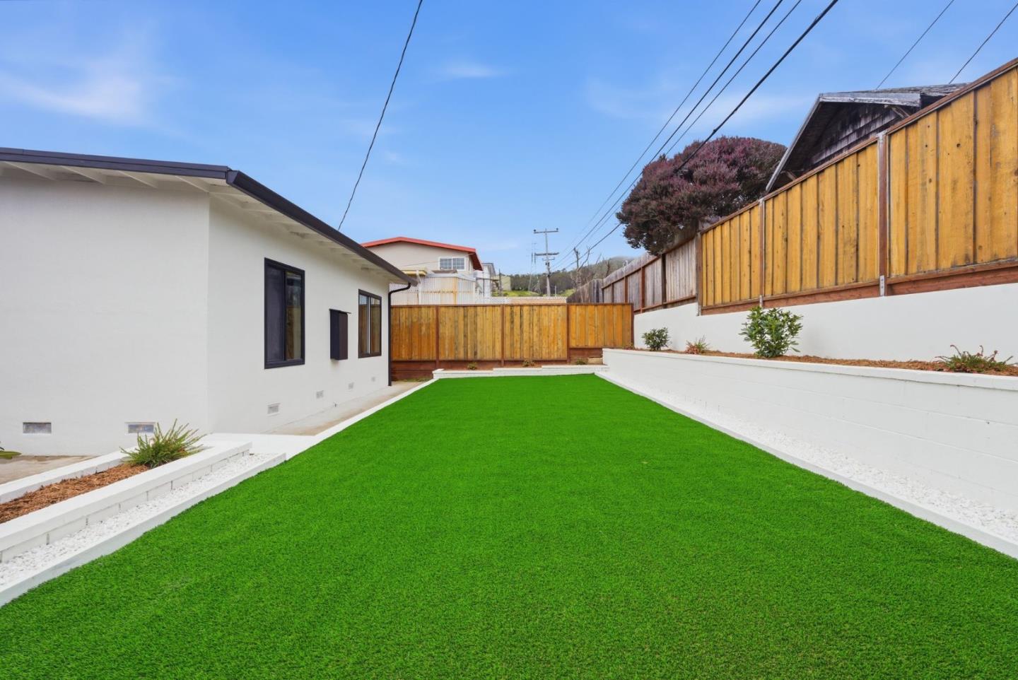 466 Holly Avenue