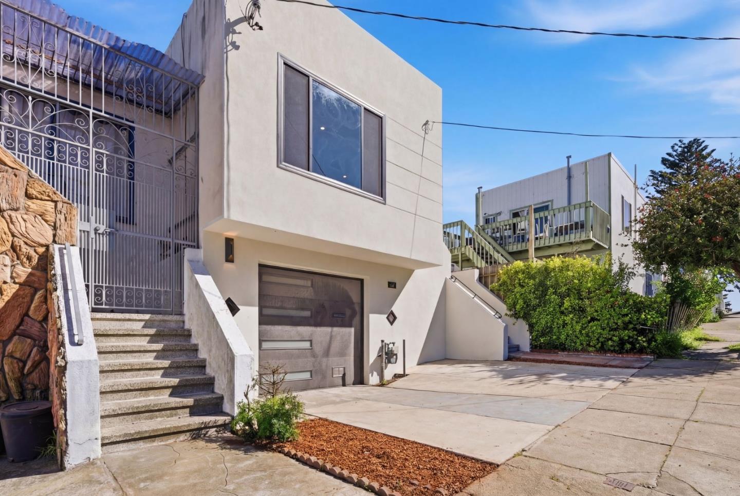 14 Jules Avenue