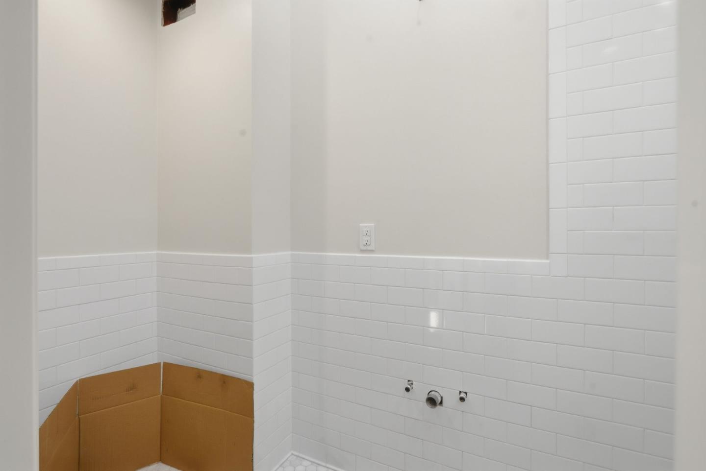 1709 Hillside Boulevard