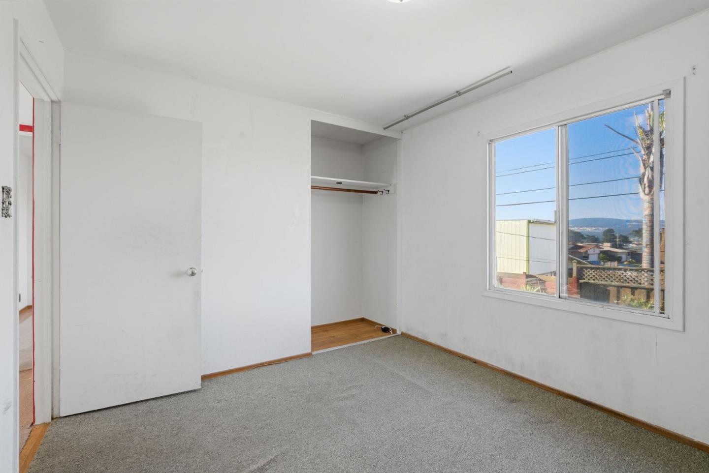 1709 Hillside Boulevard