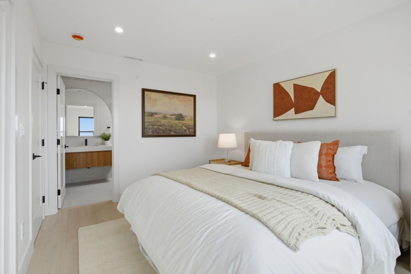 2107 39th Avenue