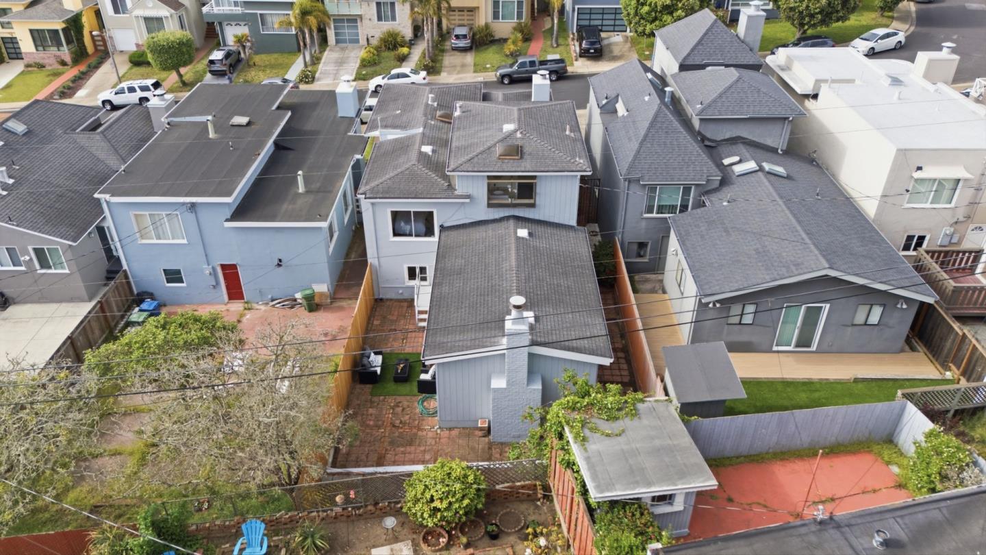 51 Hillsdale Avenue
