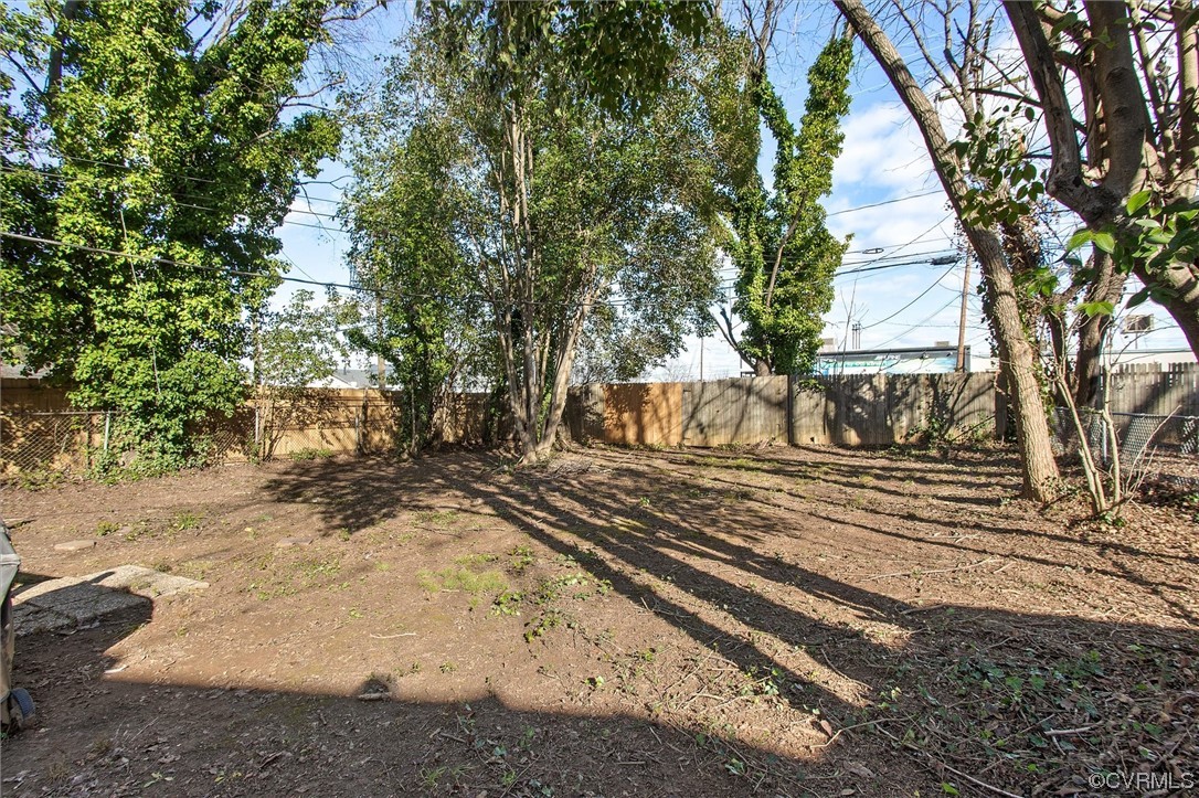4704 Radford Ave