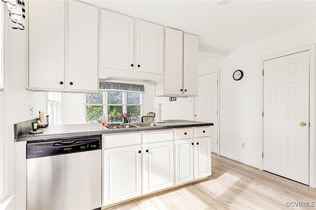 8107 Candleberry Dr