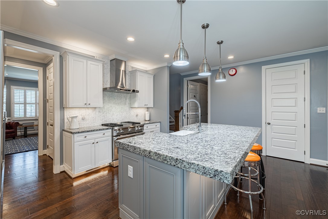 2449 Gold Leaf Cir