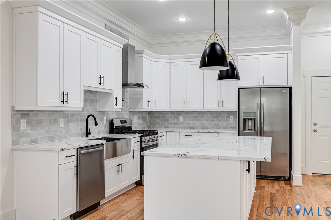 11 W 29th St
