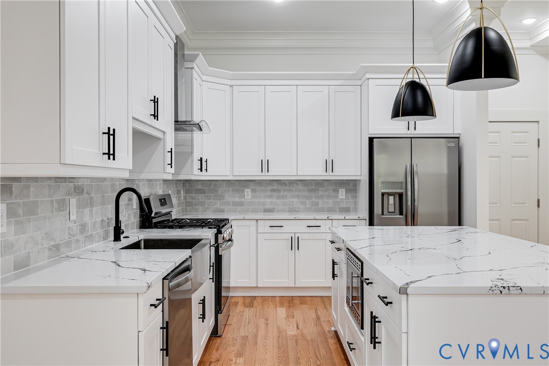 11 W 29th St