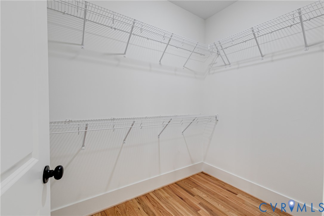 11 W 29th St