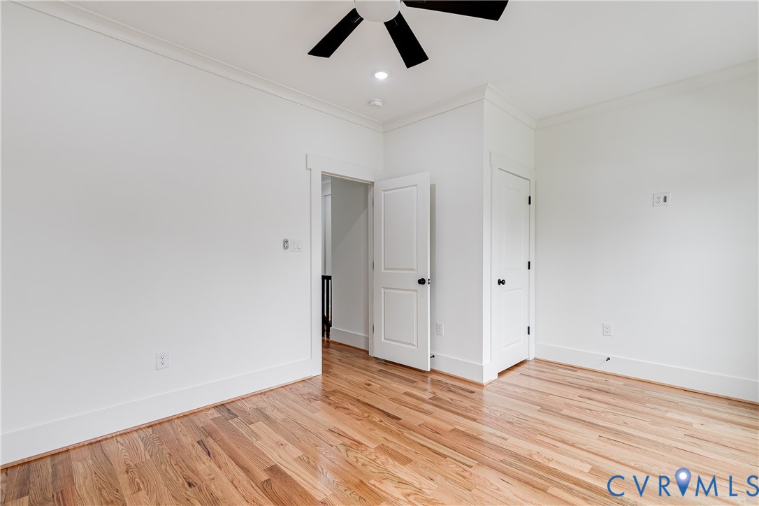 11 W 29th St