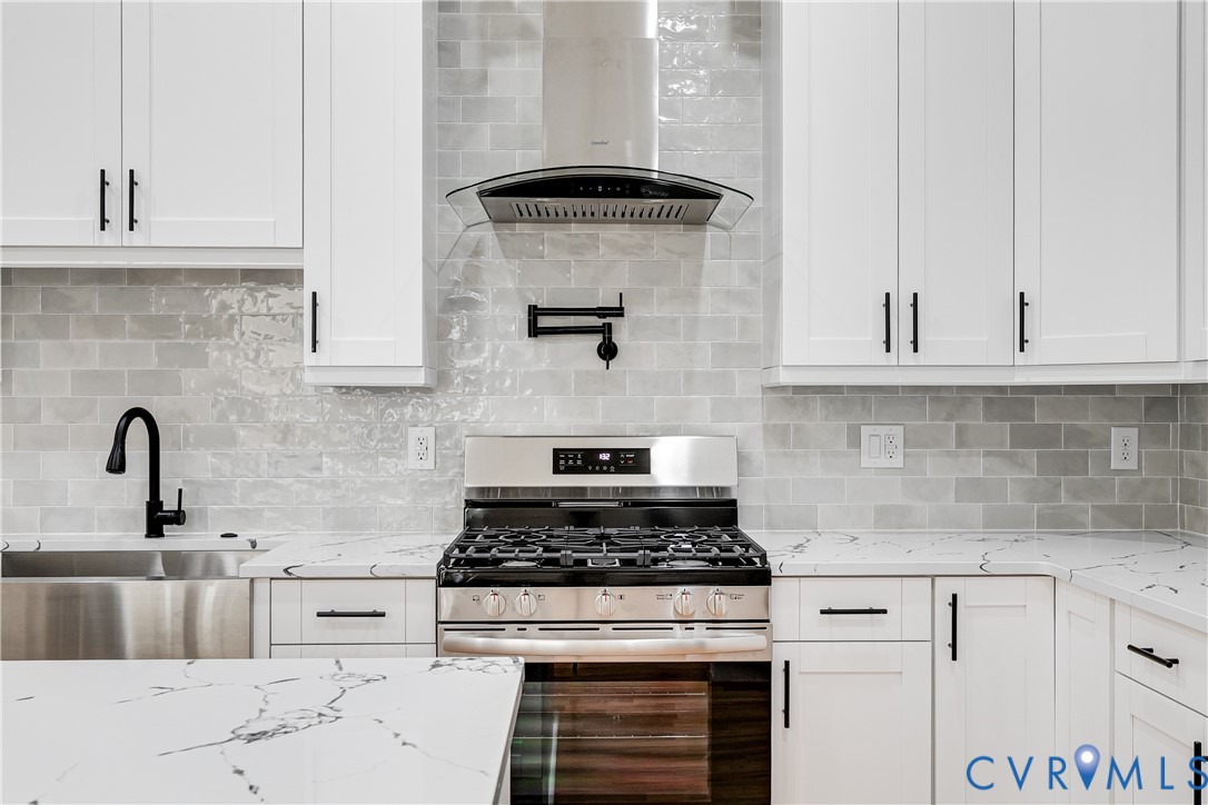 11 W 29th St