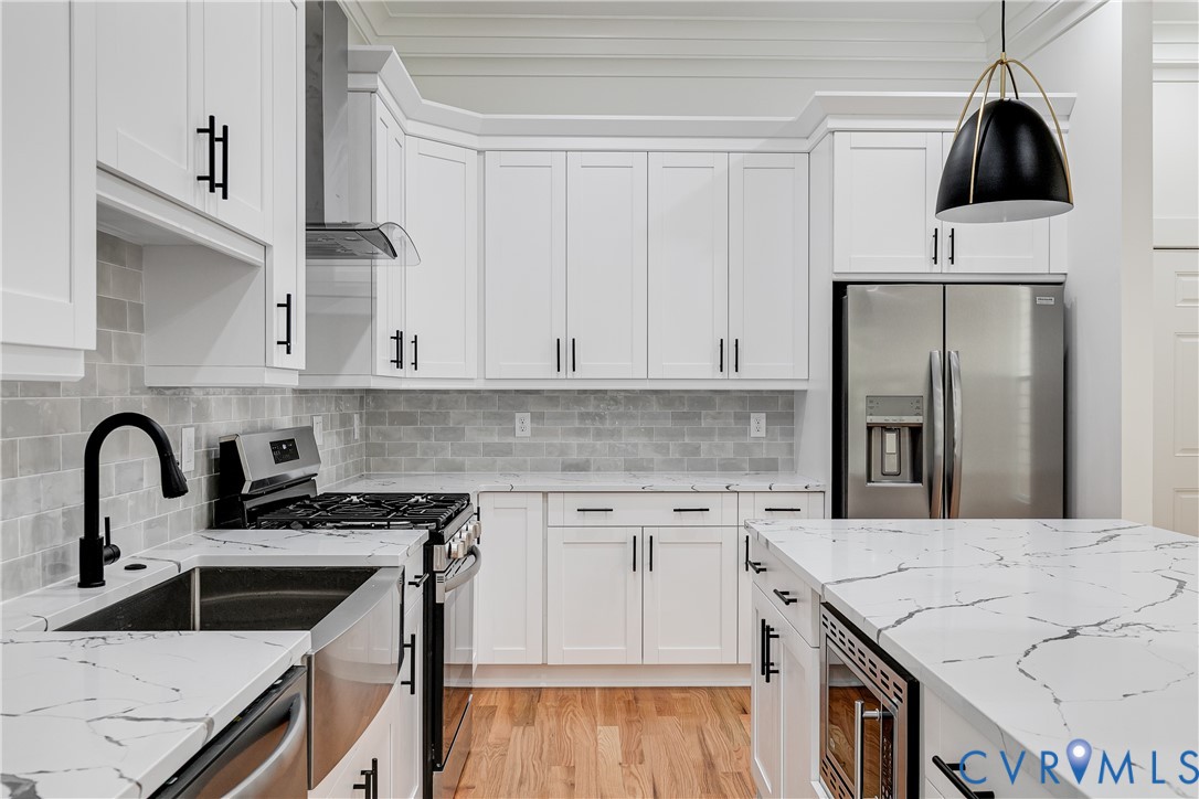 11 W 29th St