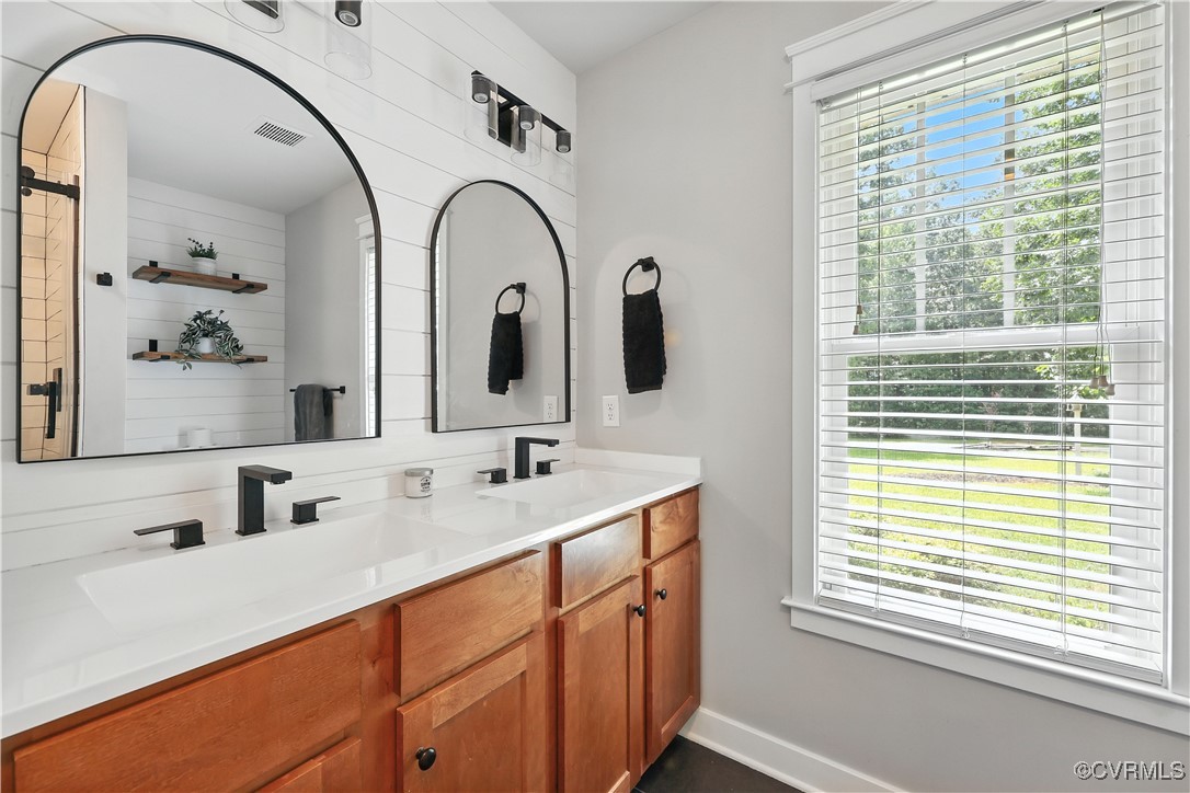 1864 Oakland Estates Dr