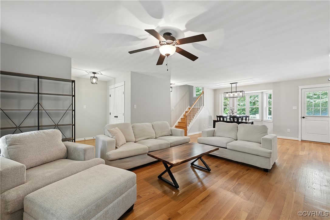 1864 Oakland Estates Dr