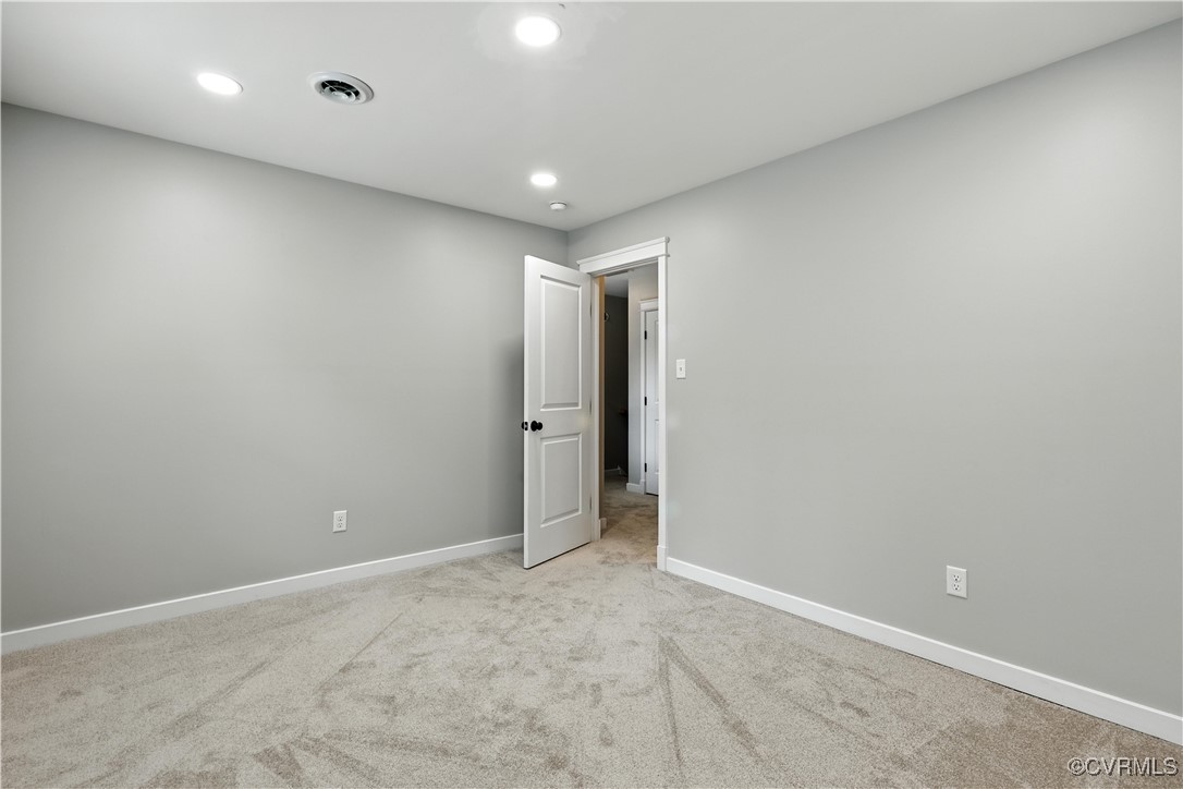 1864 Oakland Estates Dr