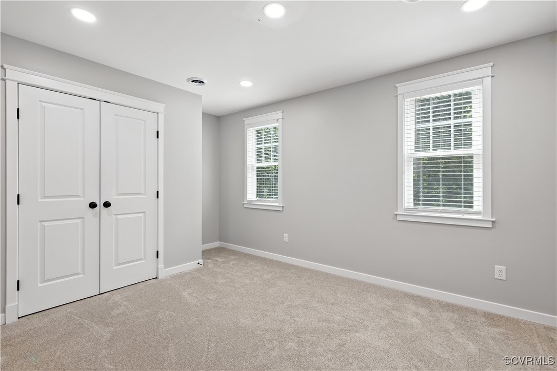 1864 Oakland Estates Dr