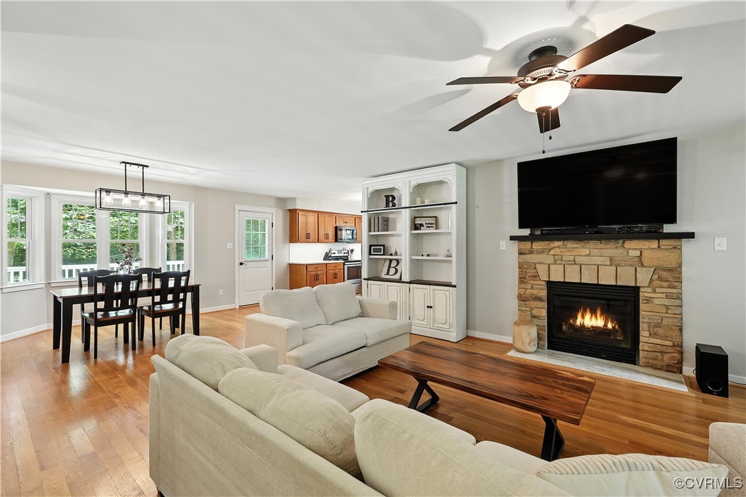1864 Oakland Estates Dr