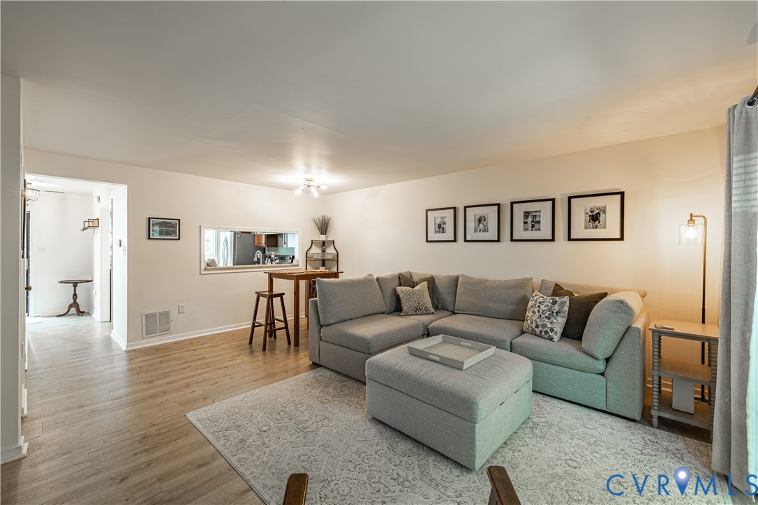 2516 W Straw Bridge Chse