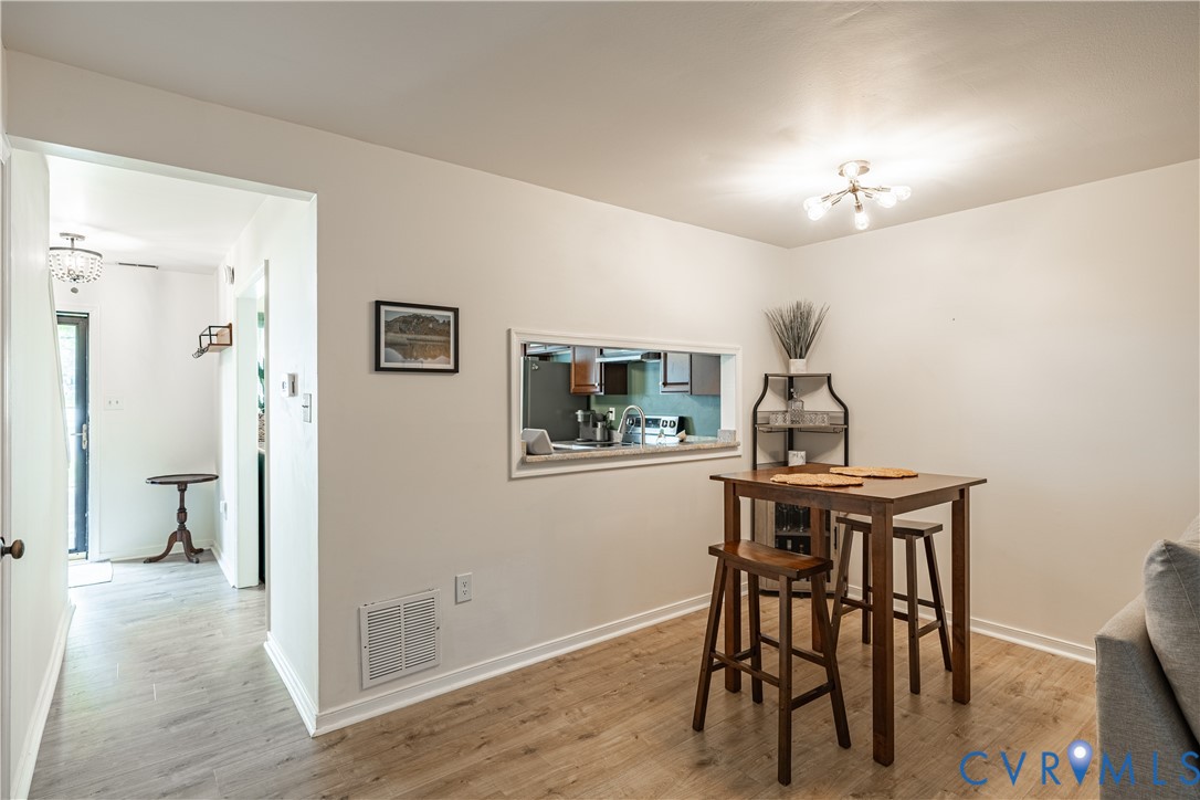 2516 W Straw Bridge Chse